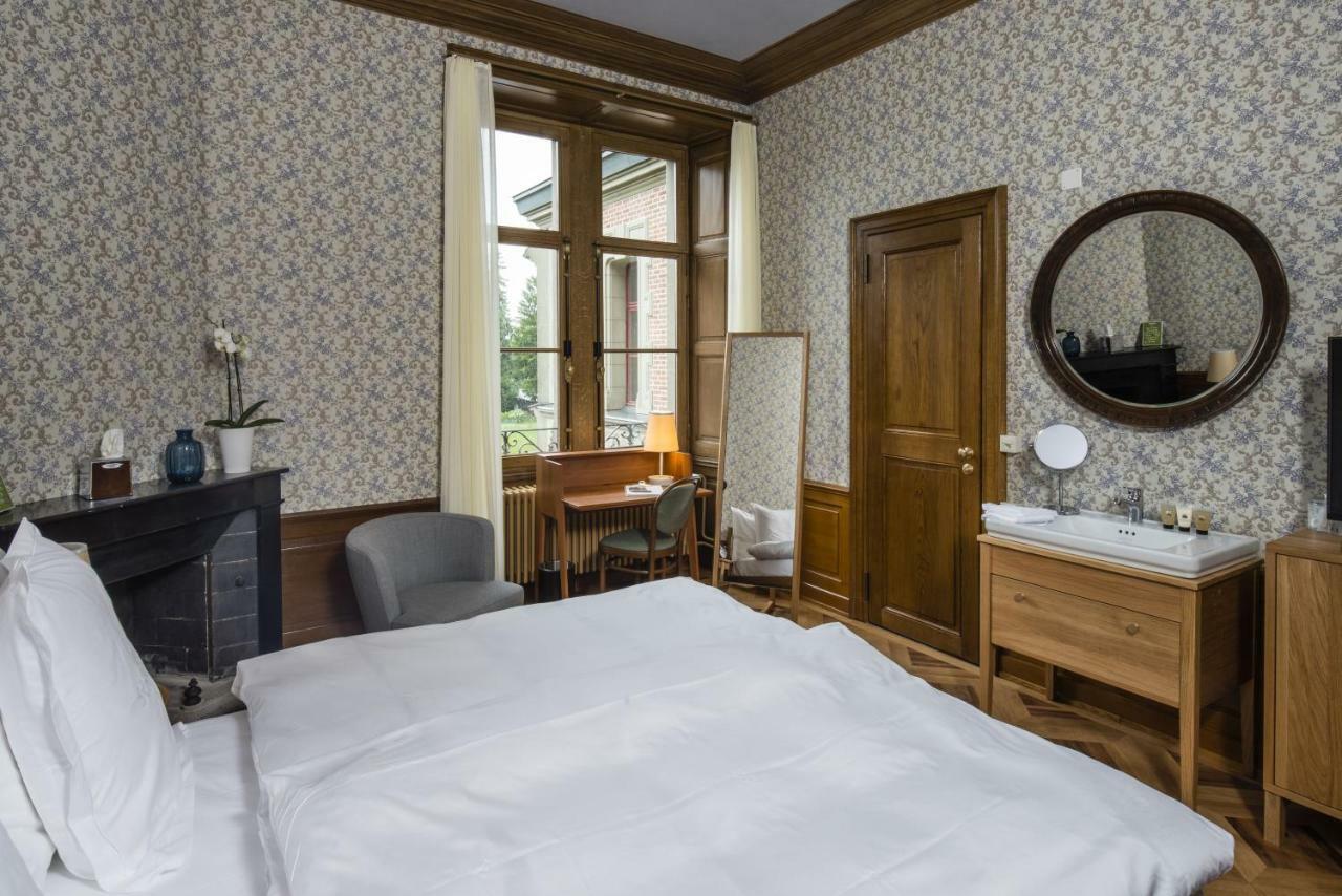 Schloss Schadau - Swiss Historic Hotel トゥーン エクステリア 写真